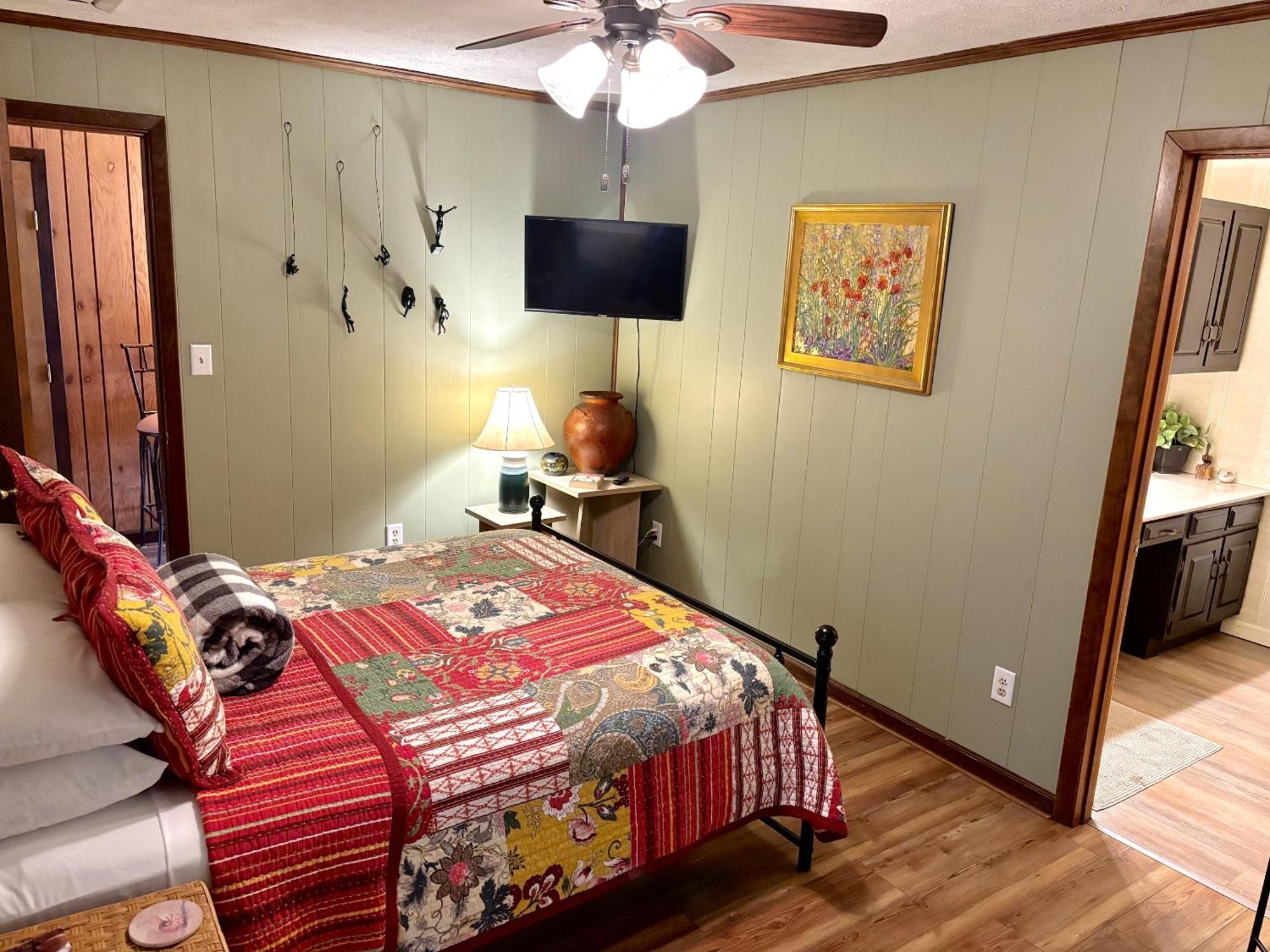 The Iris Garden Downtown Cottages And Suites Nashville Quarto foto