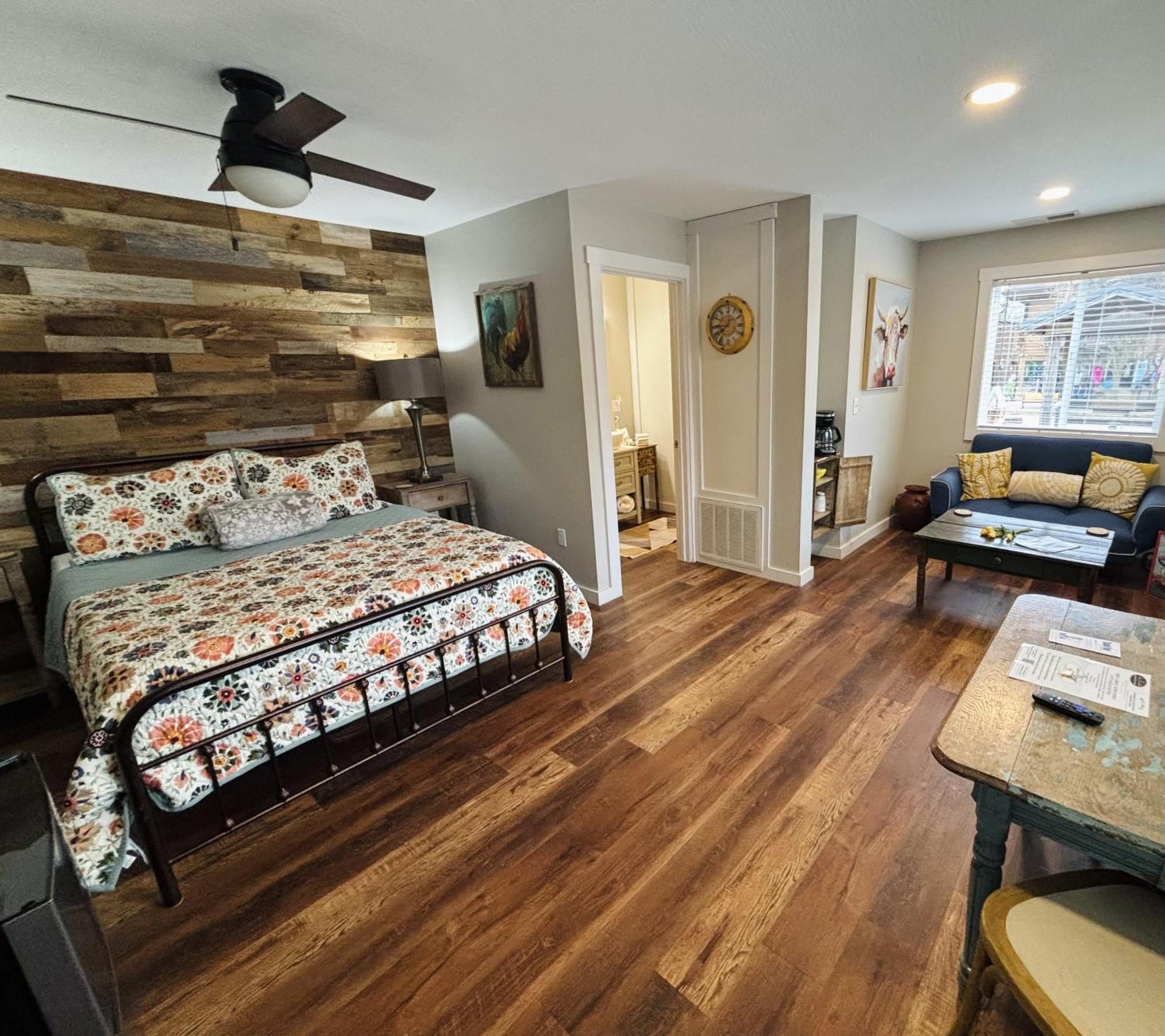 The Iris Garden Downtown Cottages And Suites Nashville Quarto foto